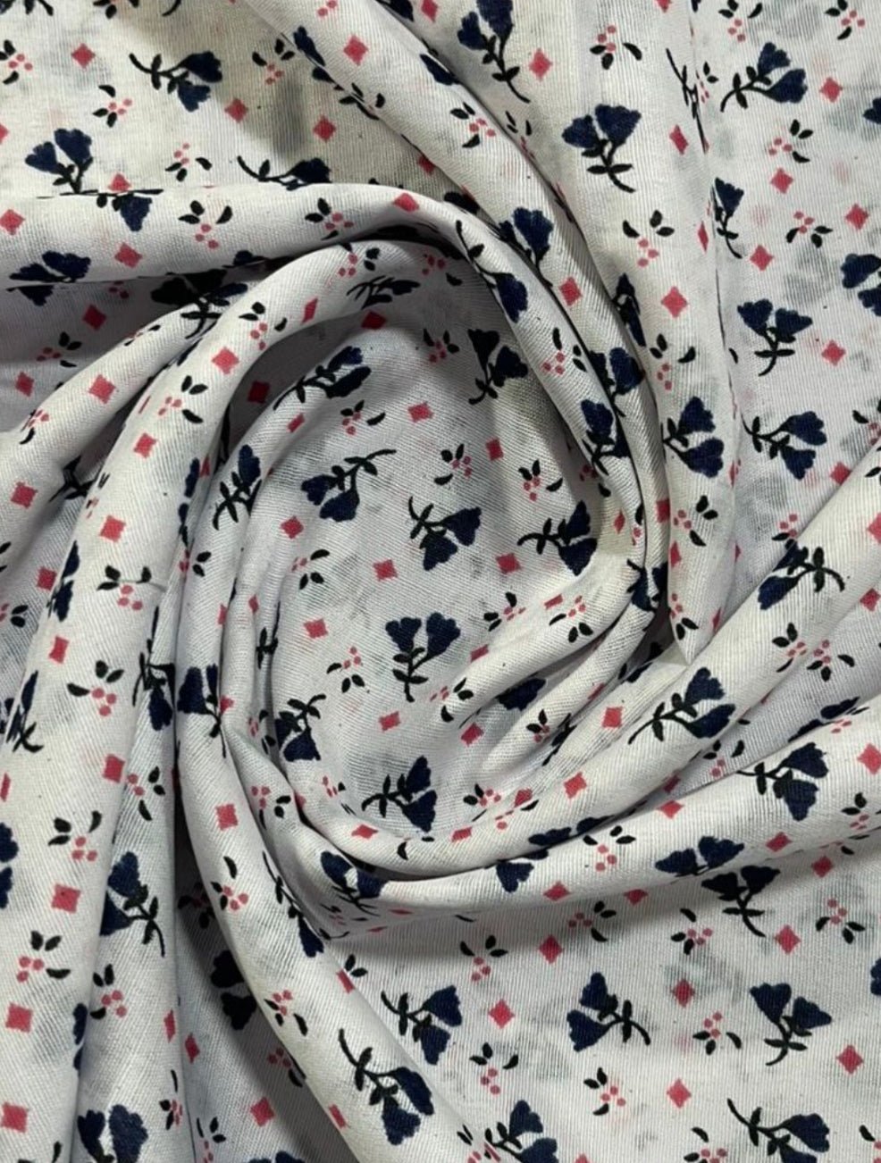 Printed Namaz Chaddar 164 With Sleeves And Niqab (Stitched) - zencart